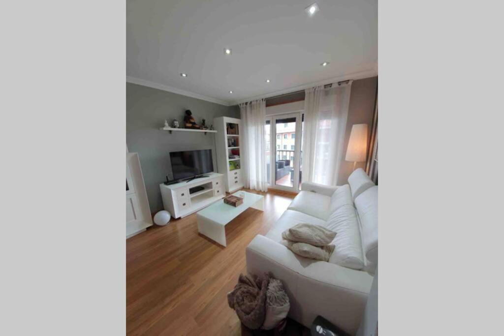 شقة Apartamento Con Vistas Al Mar, Piscina Y Parking سانكسينكسو المظهر الخارجي الصورة
